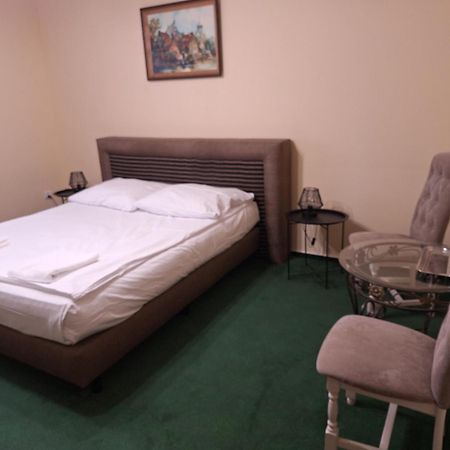 Hotel Malwa Ostrów Wielkopolski Eksteriør billede