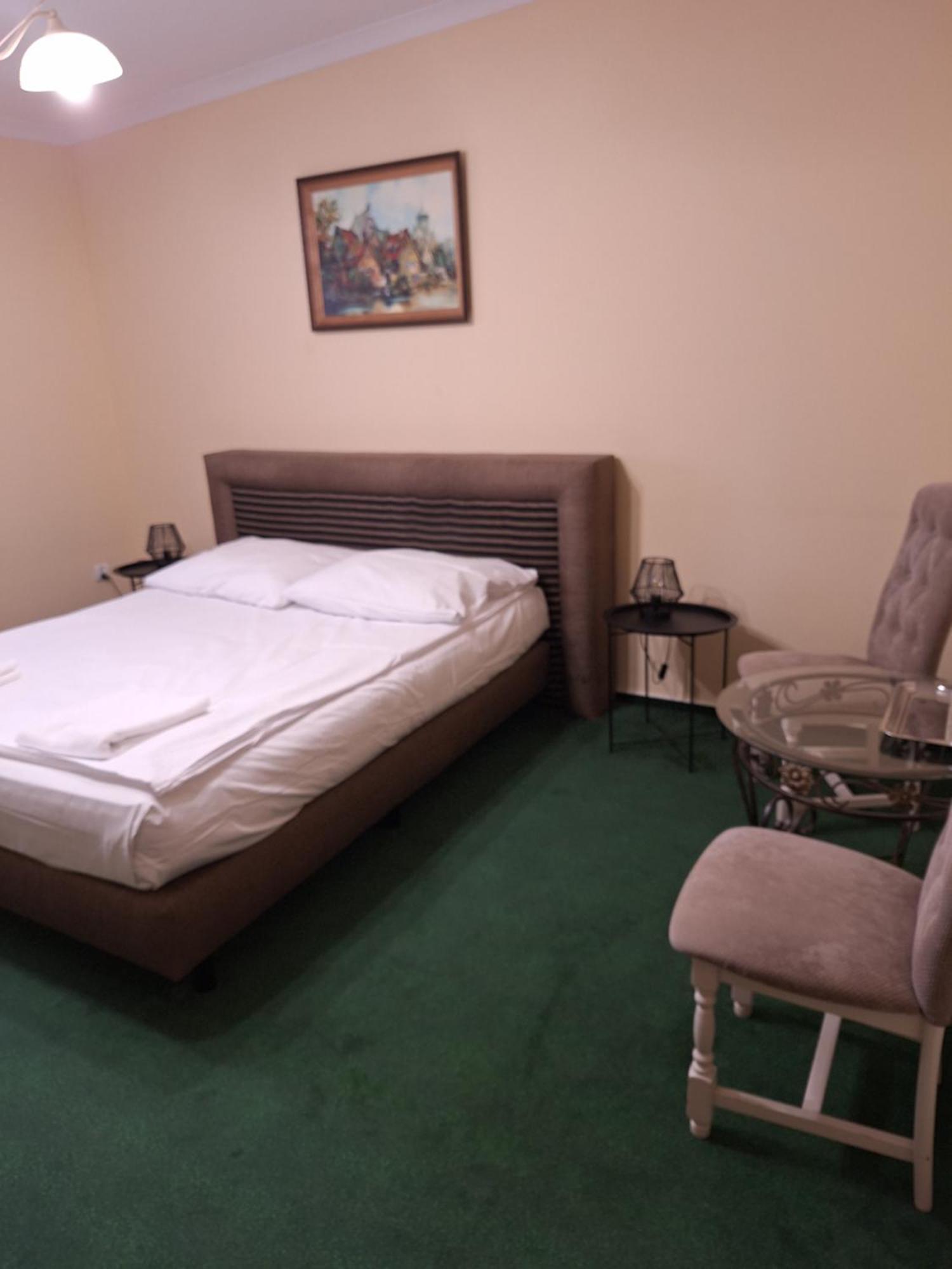 Hotel Malwa Ostrów Wielkopolski Eksteriør billede