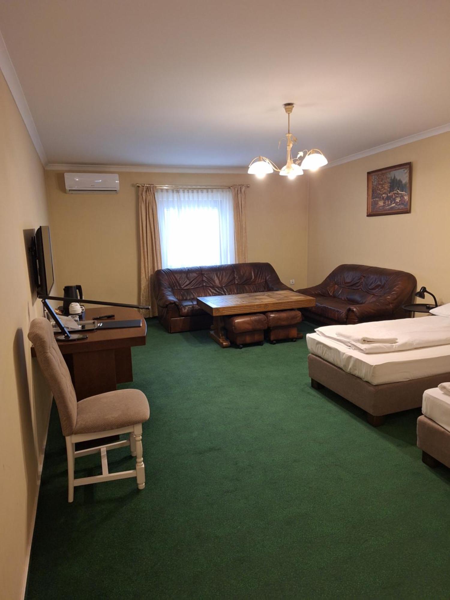 Hotel Malwa Ostrów Wielkopolski Eksteriør billede